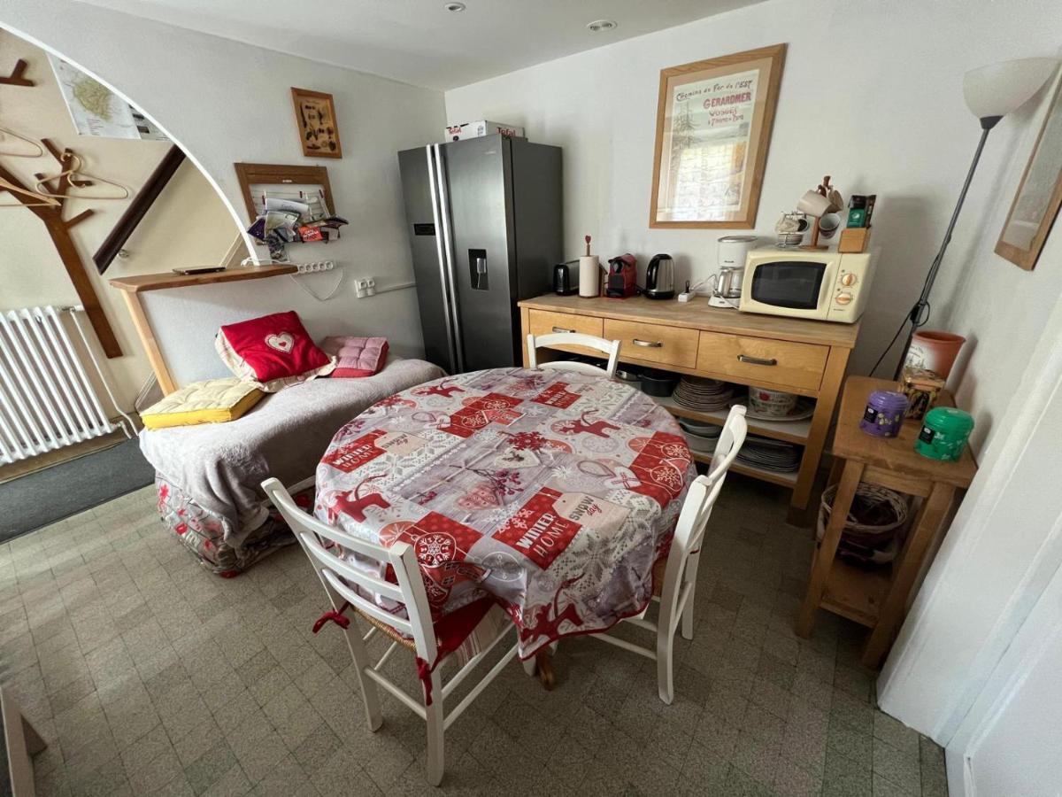 Charmant Gite Au Coeur Du Centre Ville Gérardmer Extérieur photo